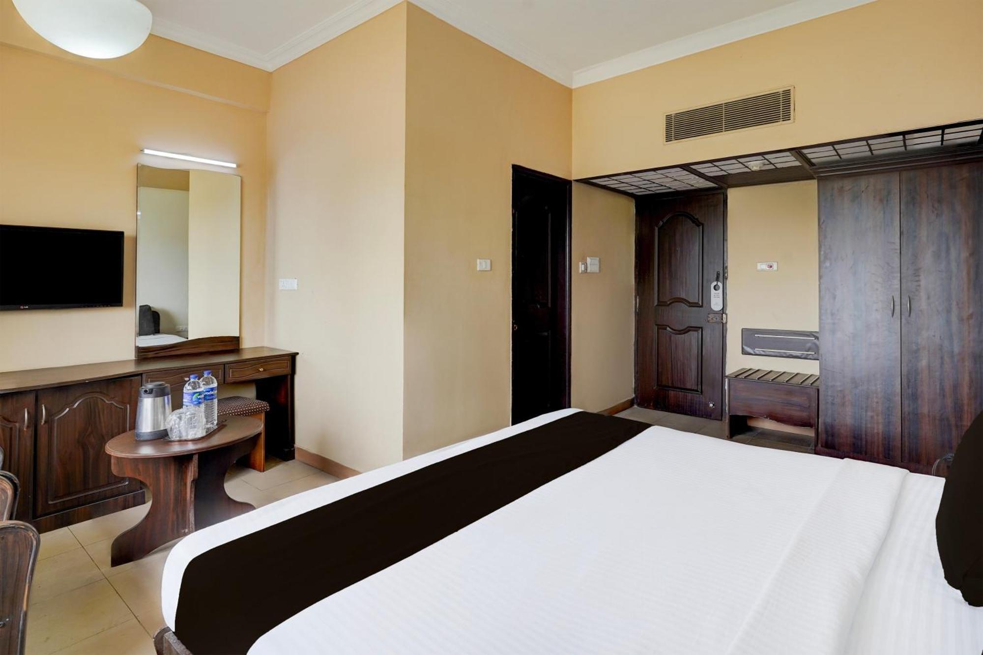 Hotel Super Townhouse Koyambedu Čennai Exteriér fotografie