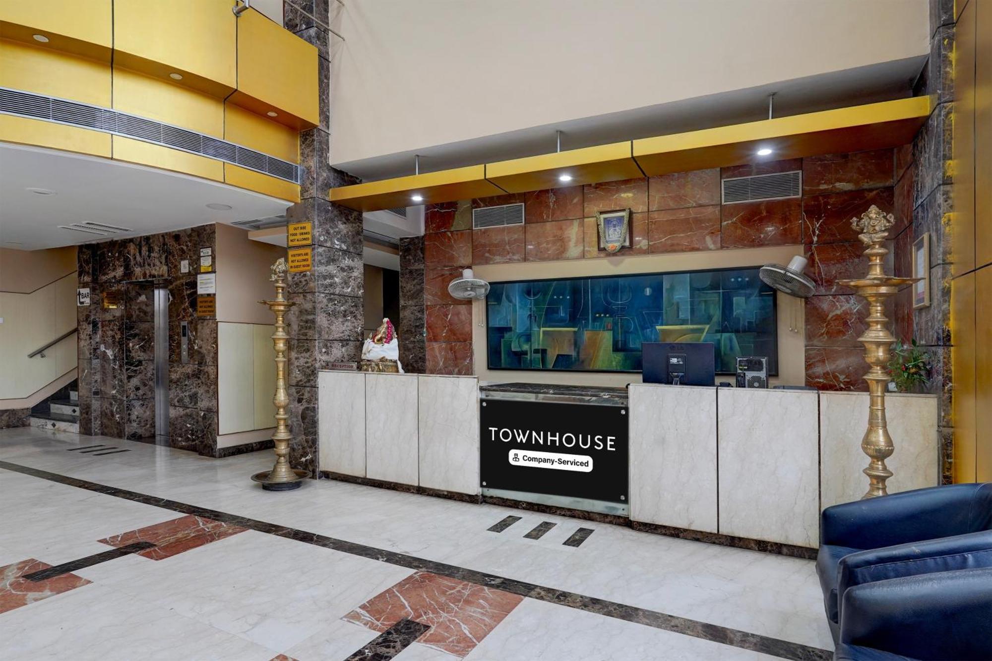 Hotel Super Townhouse Koyambedu Čennai Exteriér fotografie