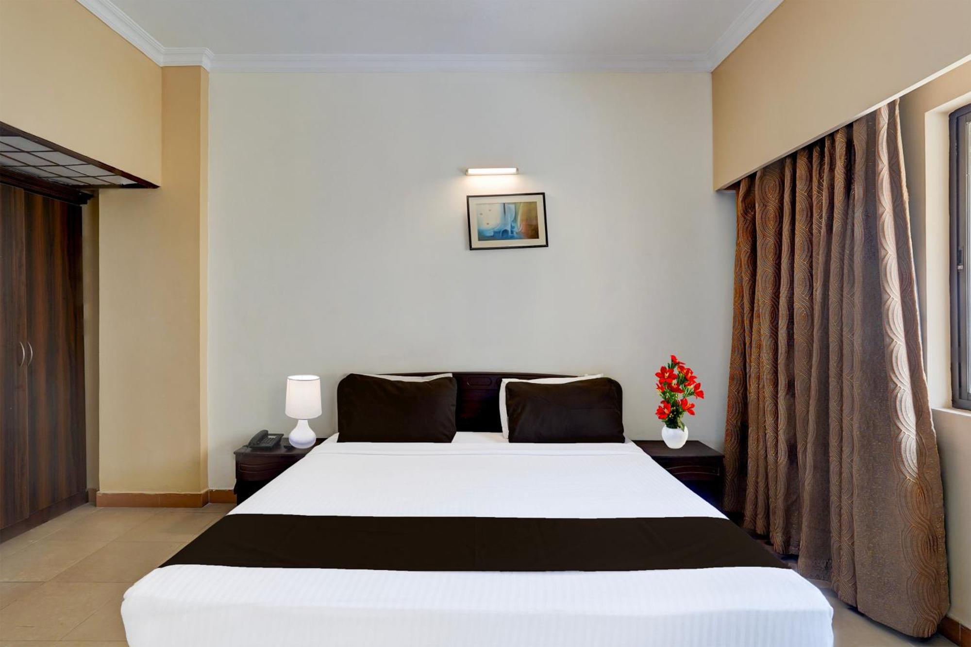 Hotel Super Townhouse Koyambedu Čennai Exteriér fotografie