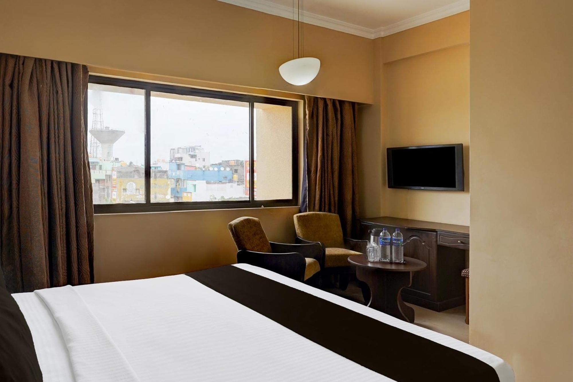 Hotel Super Townhouse Koyambedu Čennai Exteriér fotografie