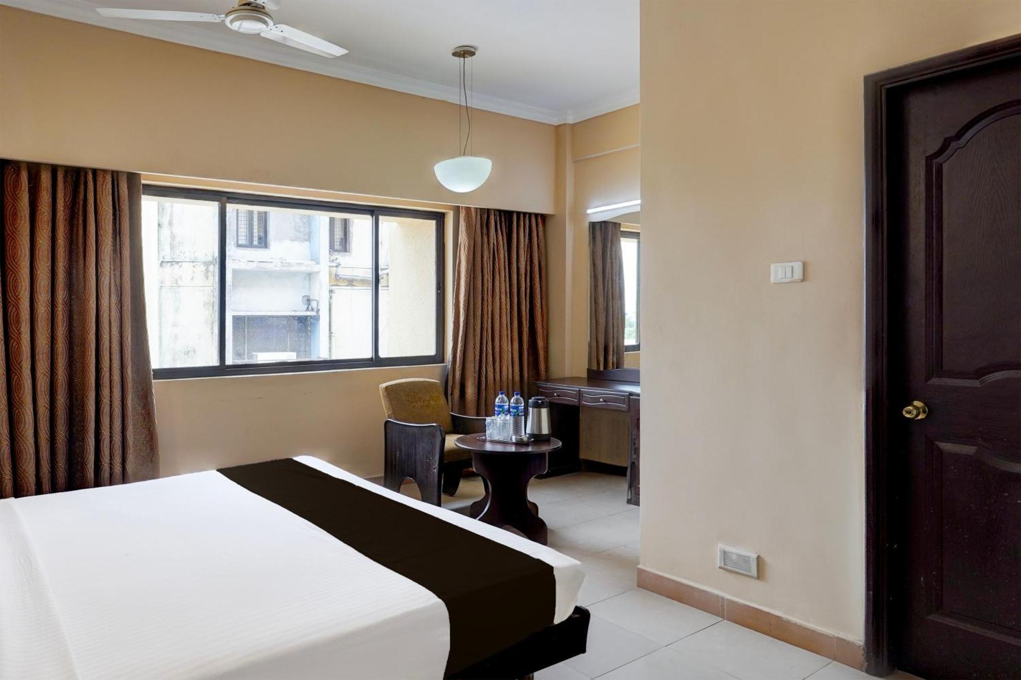 Hotel Super Townhouse Koyambedu Čennai Exteriér fotografie