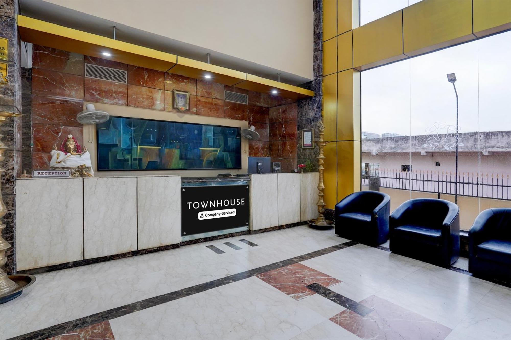 Hotel Super Townhouse Koyambedu Čennai Exteriér fotografie