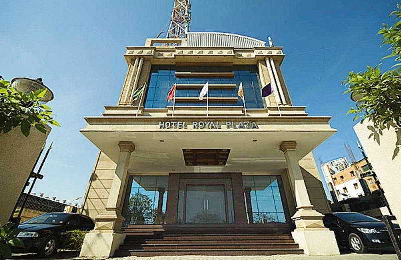 Hotel Royal Plaza Čennai Exteriér fotografie